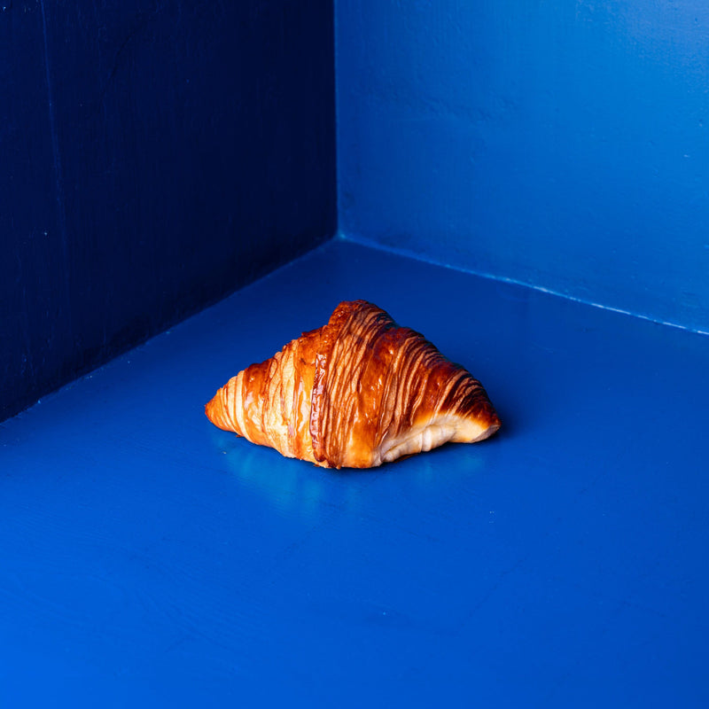 french croisant boulangerie francaise juliette gipfeli gebäck brioche