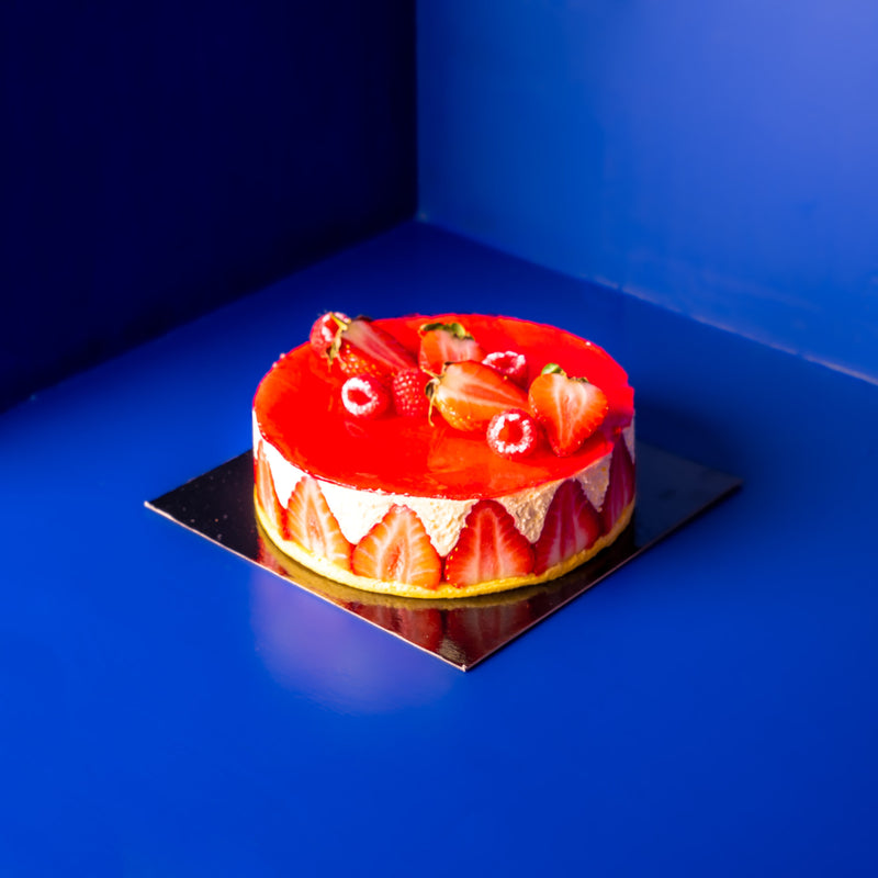 Fraisier (serves eight)
