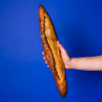Koerner-Baguette-Hand-carre-scaled