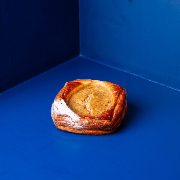 creme brulee croissant viennoiserie gebäck boulangerie