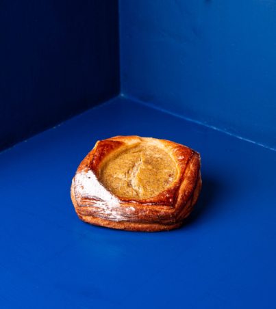 creme brulee croissant viennoiserie gebäck boulangerie